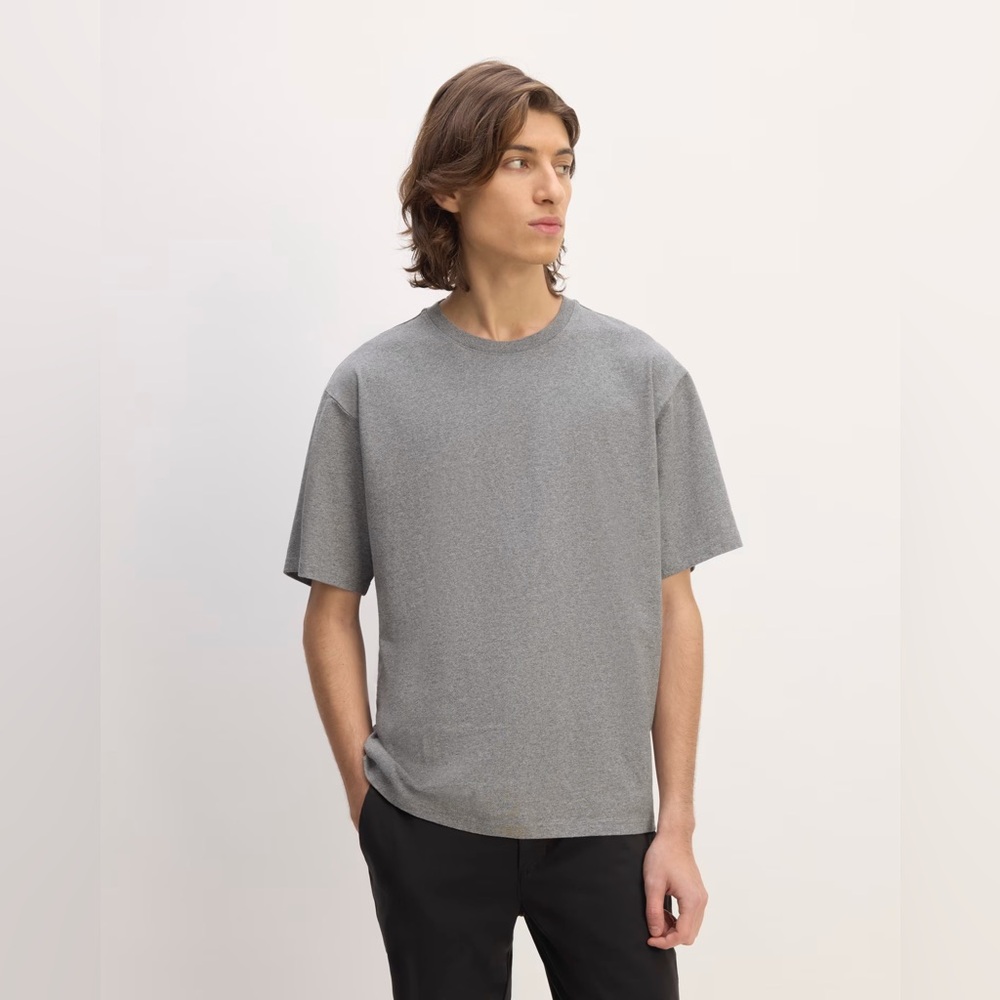 Everlane | The Premium-Weight Relaxed Crew Tee View 2